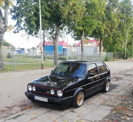 Volkswagen Golf cena 42000 przebieg: 136000, rok produkcji 1990 z Lębork małe 191